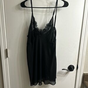 🌻3 for $18 Vintage Black Sheer Slip Beaded Details on the Top Size Large